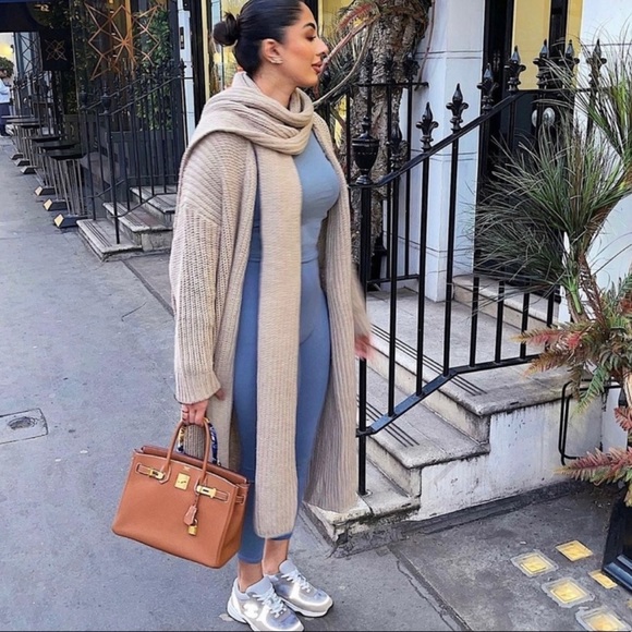 Zara Chunky Knit Open Cardigan Coat with Built in Scarf - Picture 5 of 16